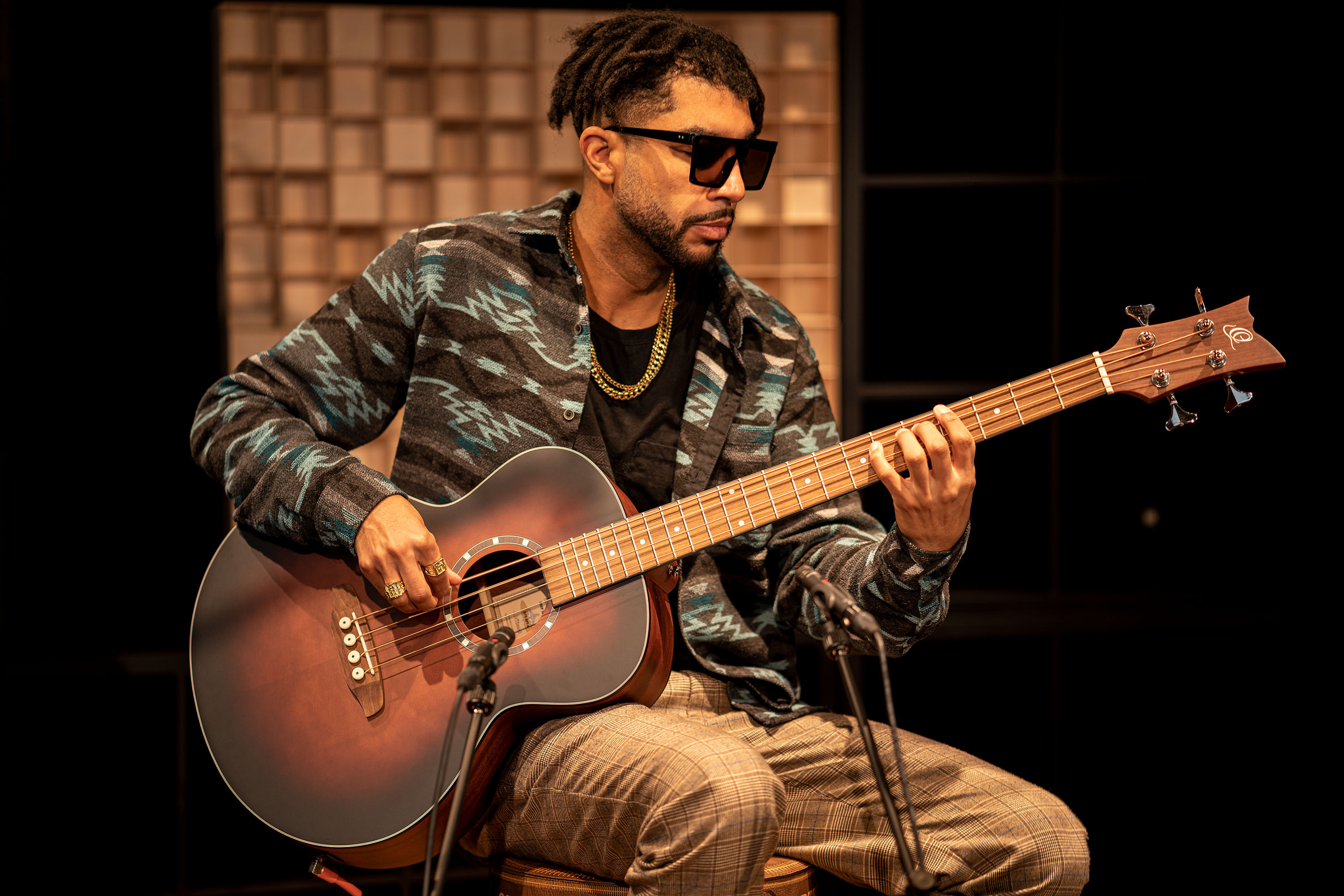 Ortega D7E-BFT-4 Akustikbass