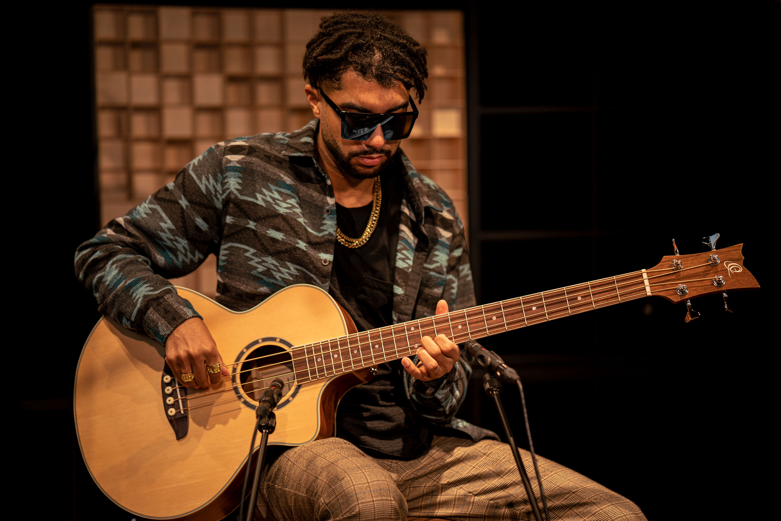 Ortega D7CE-4 Akustikbass