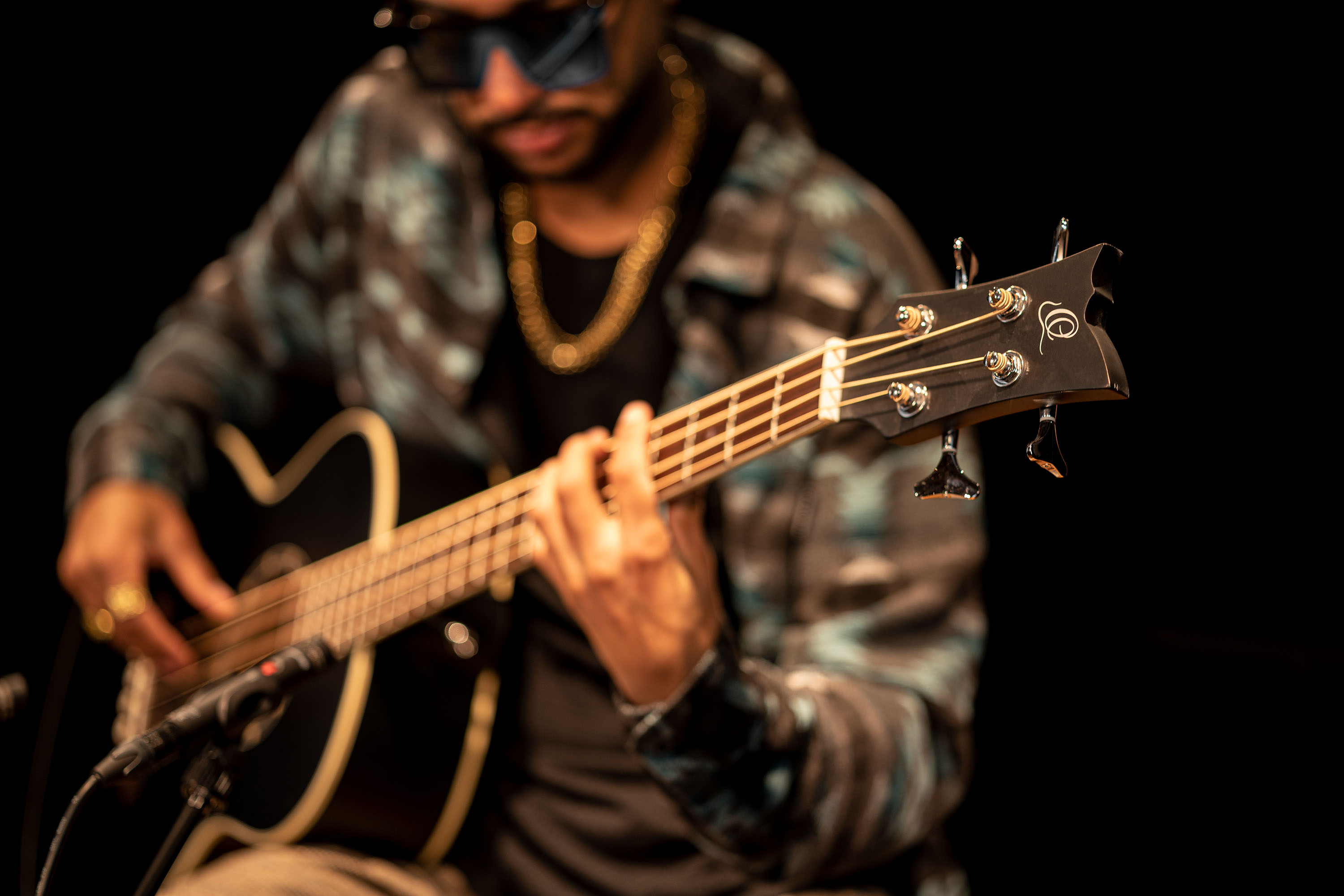 Ortega D7E-SBK-4 Akustikbass
