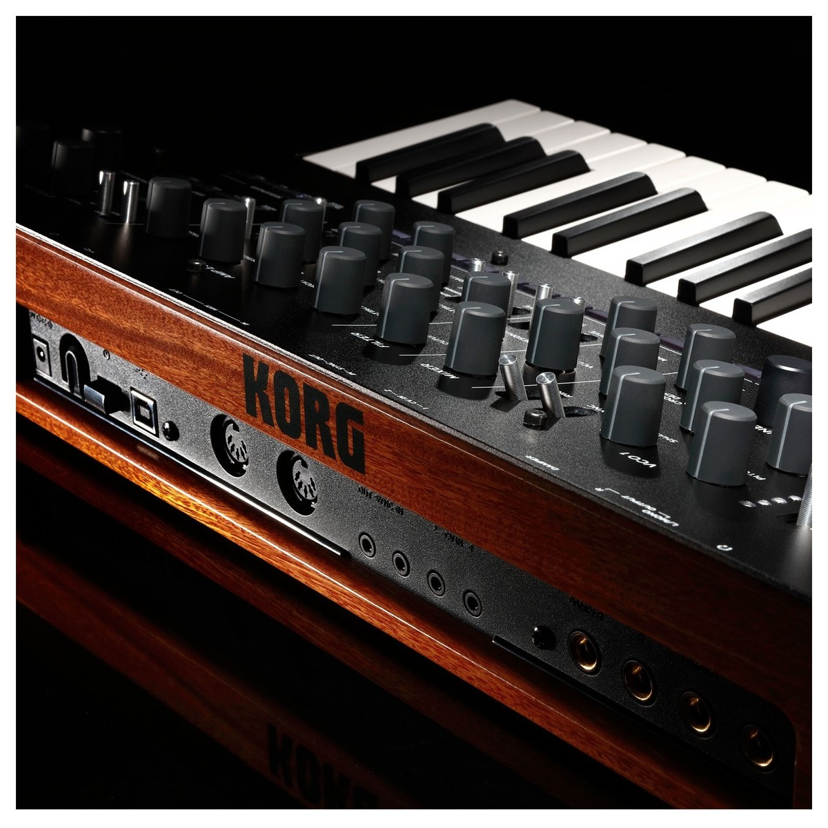 Korg Minilogue XD