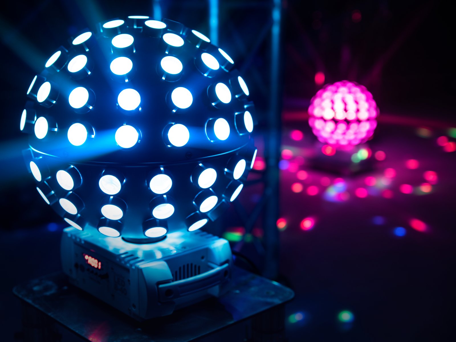 Eurolite LED B-40 HCL MK2 Strahleneffekt weiß