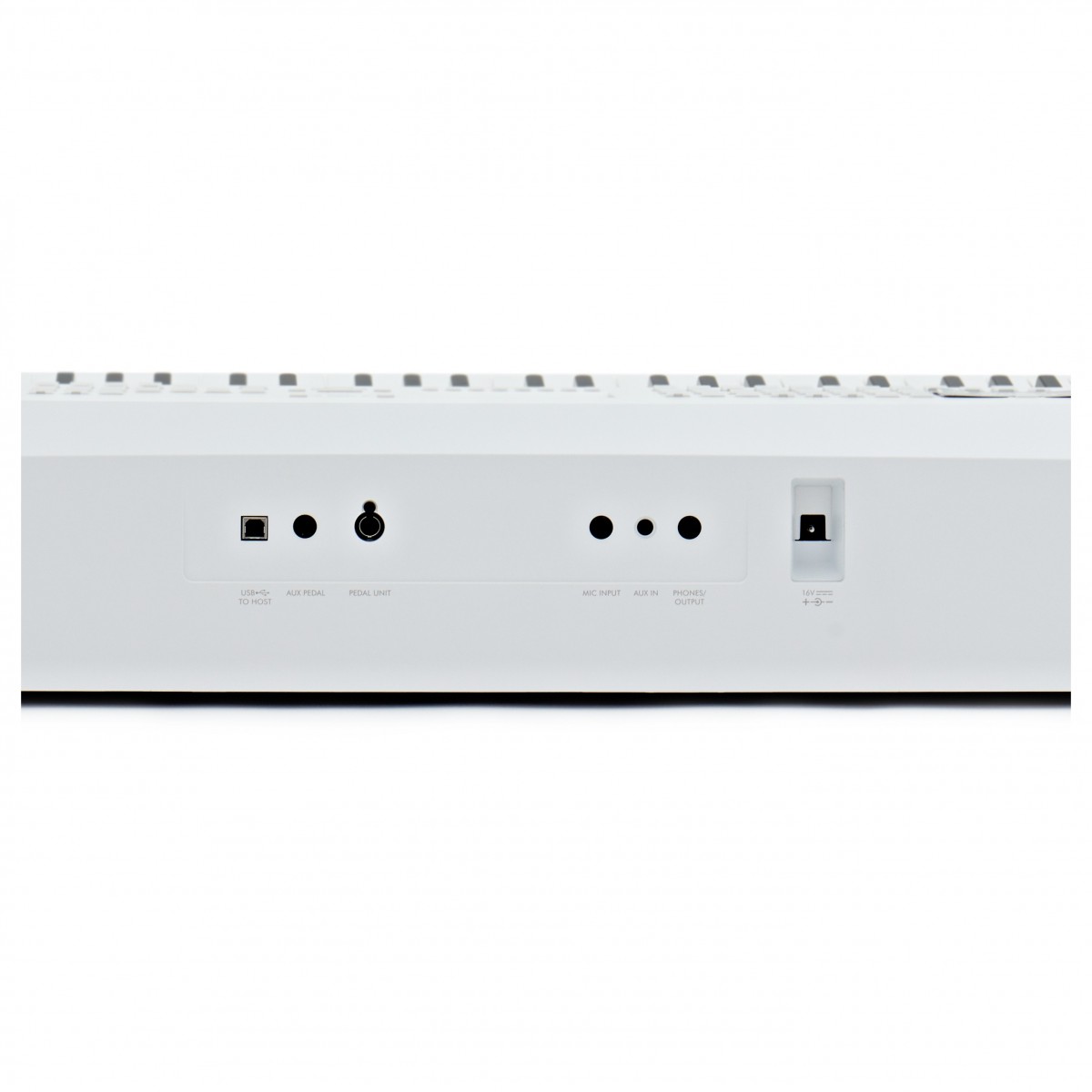 Yamaha DGX-670 WH