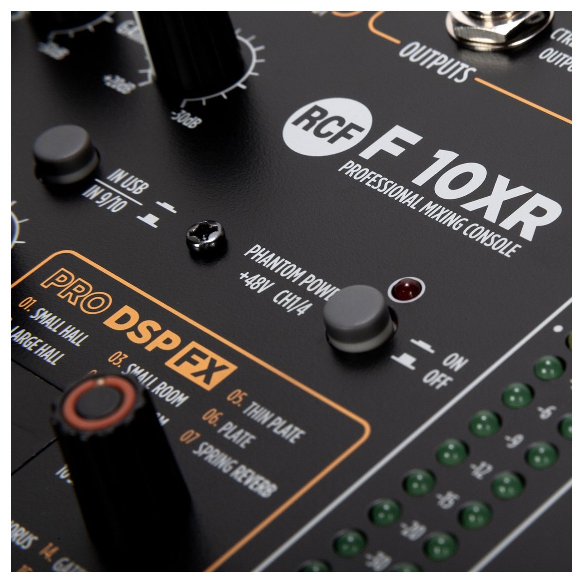 RCF F 10XR 10Kanal Mixer analog